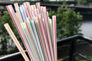 single-use-plastic-straws