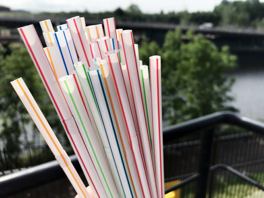 single-use-plastic-straws